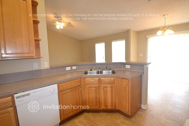 Foto del edificio - 6886 Wall Springs Dr