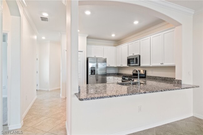 Building Photo - 17596 Woodland Ct