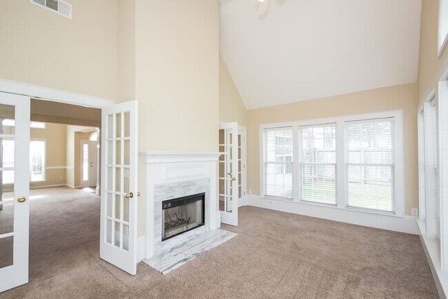 Building Photo - 380 Virginia Highlands