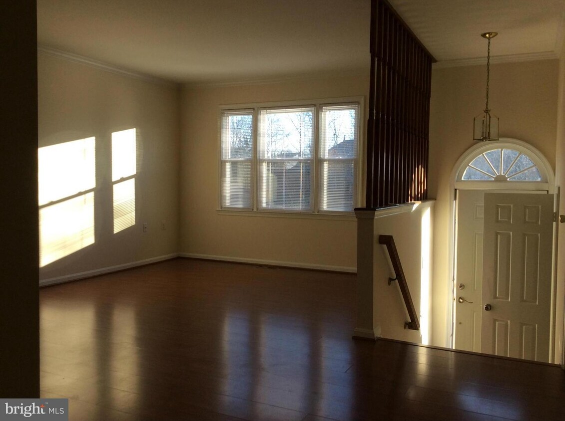 Foto principal - 14540 Eddy Ct