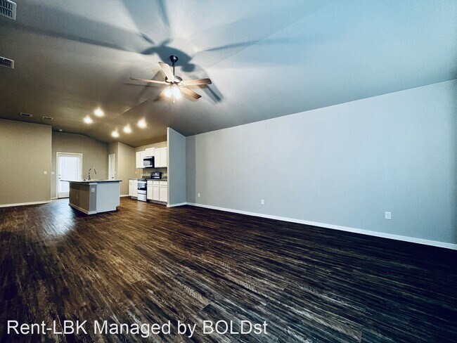 Building Photo - 3 br, 2 bath House - 2109 N Ave. L