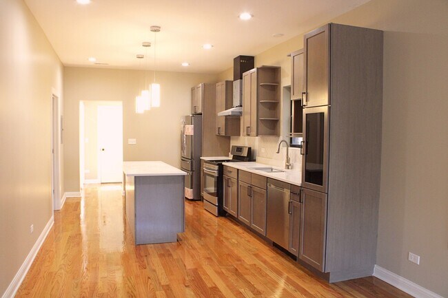 Foto del edificio - 4343 N Ashland Ave