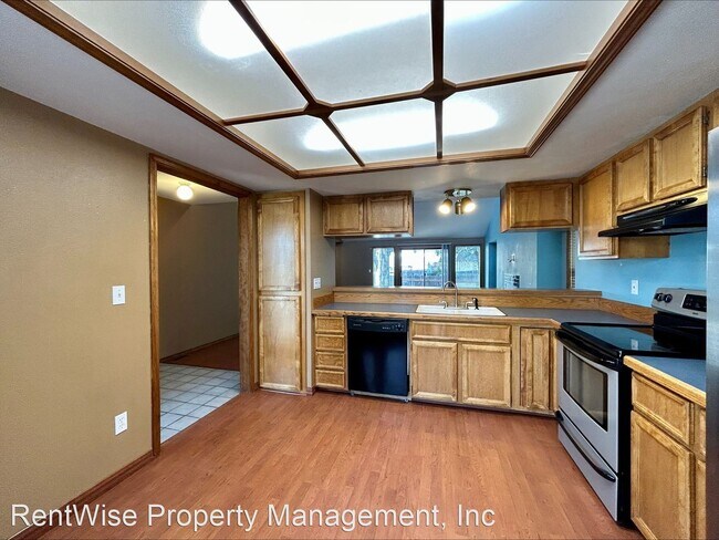 Building Photo - 2 br, 2 bath House - 6860 E Cascade Dr