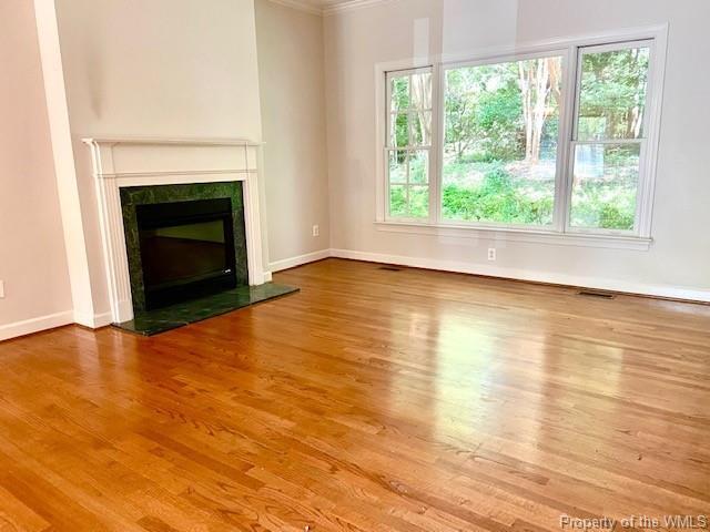 Foto del edificio - 4947 Burnley Dr