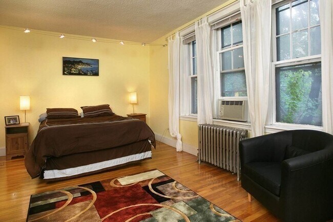 Foto del edificio - 114 Strathmore Rd
