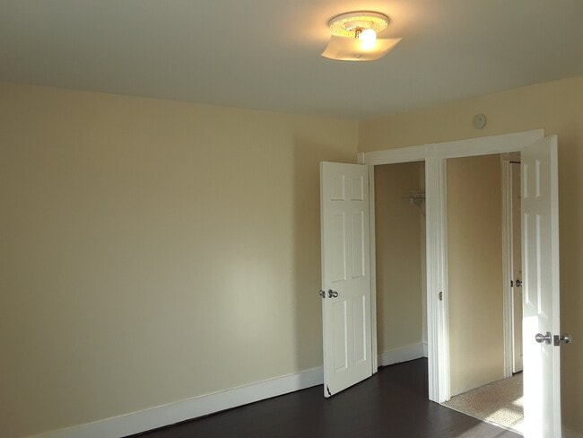 Building Photo - 34 Meyers Ct