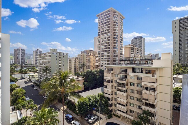 Foto del edificio - 2140 Kuhio Ave