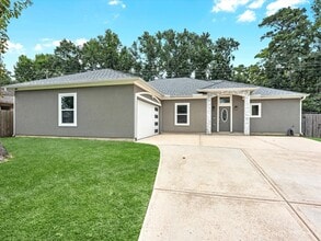Building Photo - 12723 Old Pine Ln