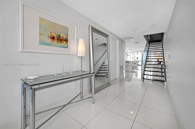 Foto del edificio - 2950 NE 188th St