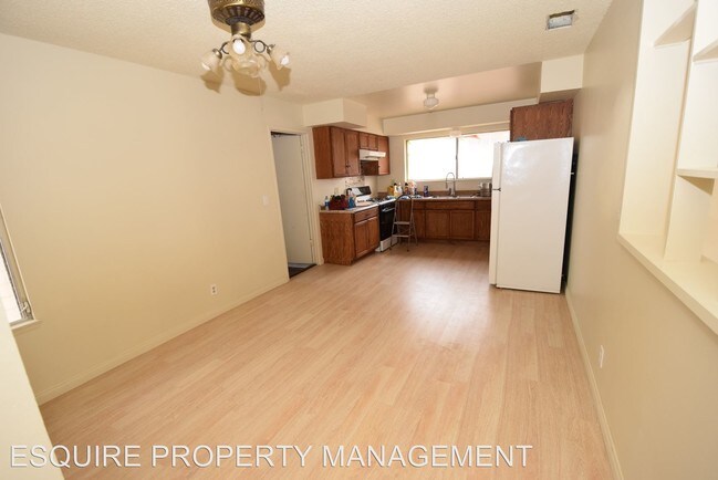 Foto del edificio - 3 br, 2 bath House - 2130 SANFORD ST