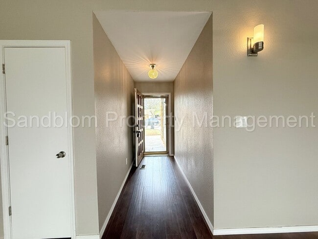 Foto del edificio - For Lease | Broken Arrow | Available Now!