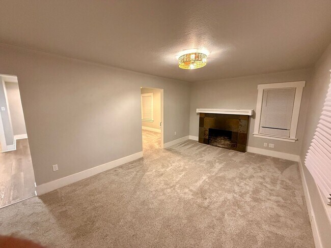 Foto del edificio - Prime Central Location – Walk to 6th Ave & Proctor Districts