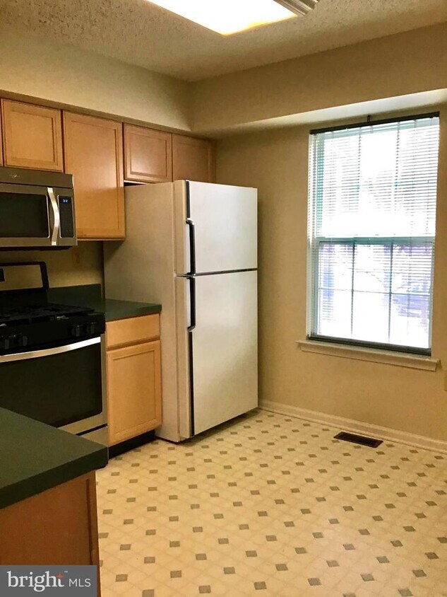 17 Halstead Pl, Princeton, NJ 08540 Townhome Rentals in Princeton NJ