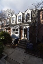 Building Photo - 1342 Chetworth Ct