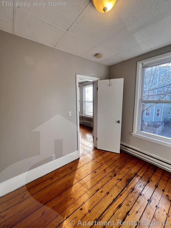 Foto del edificio - 9 School St