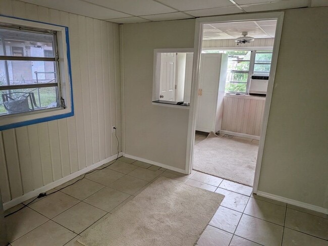 Building Photo - 118 Orange Ave