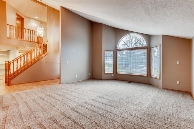 Foto del edificio - Wonderful Beaverton Home In Quiet Bethany Neighborhood!