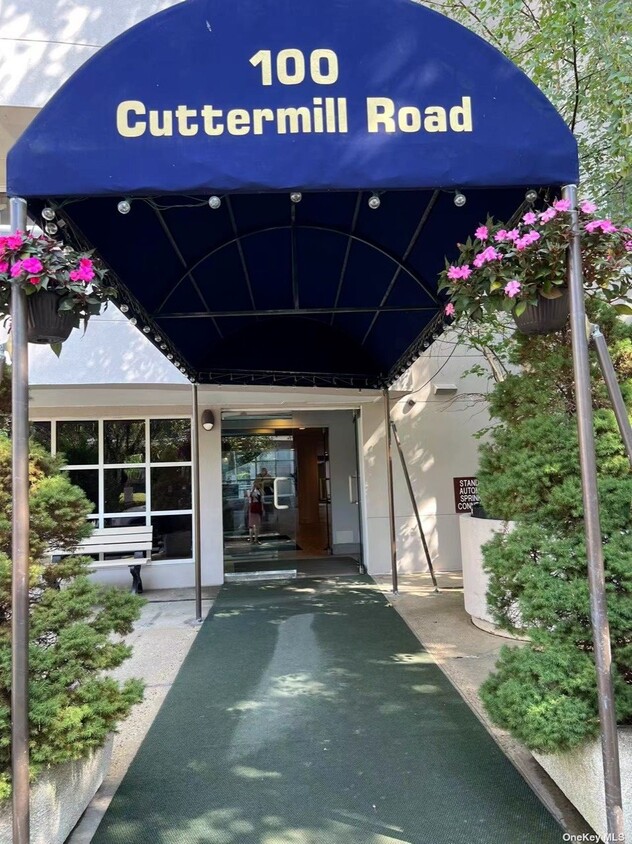 100 Cutter Mill Rd Unit 3E, Great Neck, NY 11021 Apartment for Rent