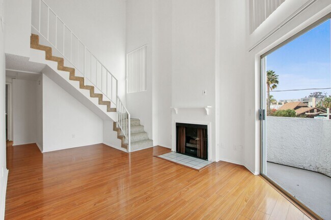 Foto del edificio - 3685 Watseka Ave