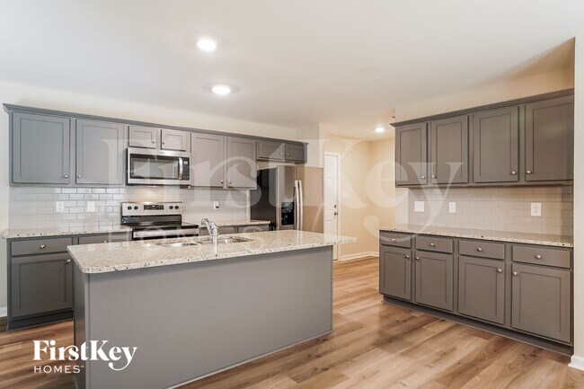 Building Photo - 90 Voyage Cir