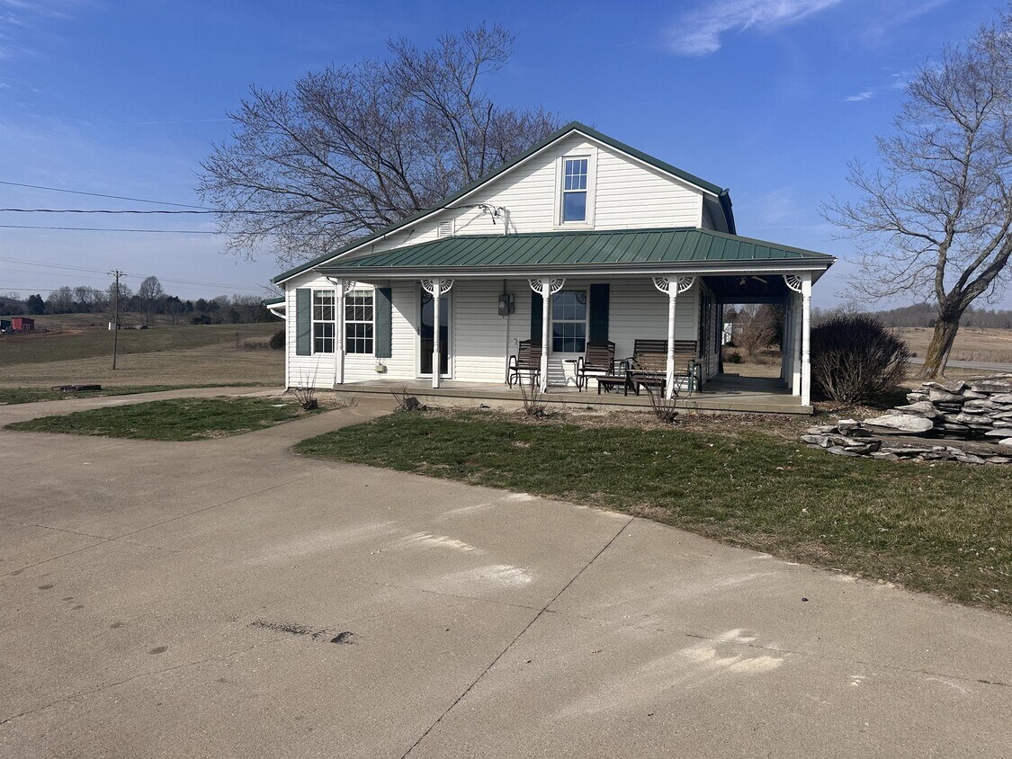 2618 E Millerstown Rd, Upton, KY 42784 House Rental in Upton, KY