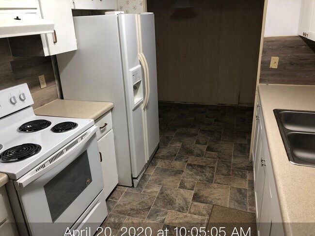 Foto del edificio - 124 Monroe Alley