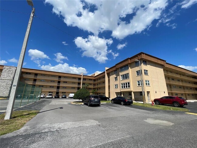 Building Photo - 5820 N Church Ave