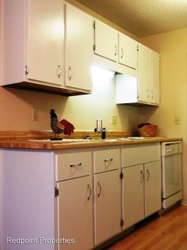 Foto del edificio - 321 Prairiewood Cir S