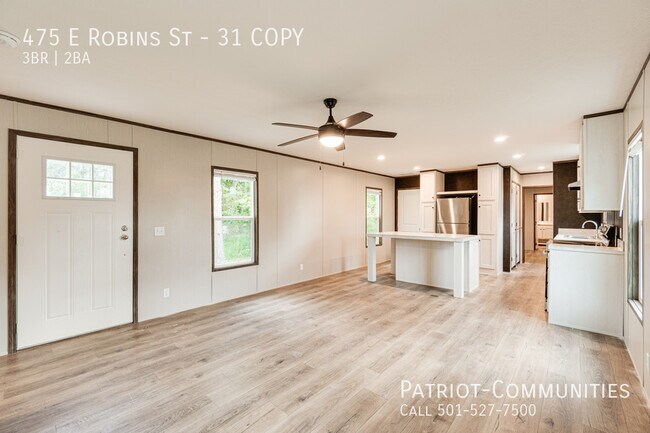 Foto del edificio - 475 E Robins St