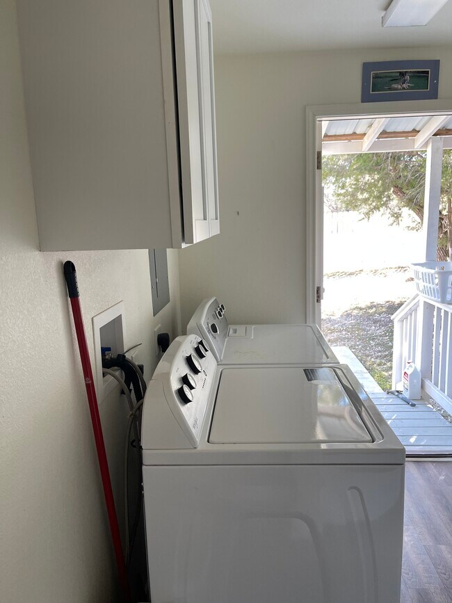 Foto del edificio - 3656 FM 2657