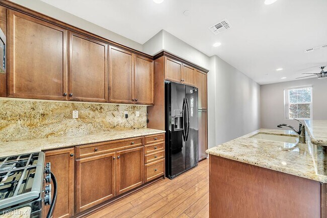 Foto del edificio - 3 br, 3.5 bath Townhome - 1143 White Peach...