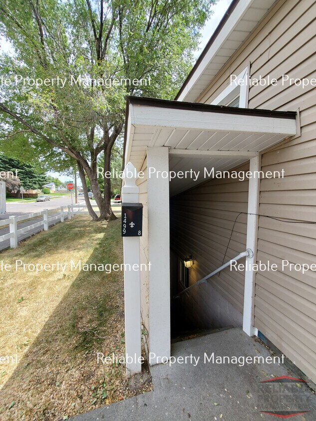 Foto principal - 1499 Mound Ave