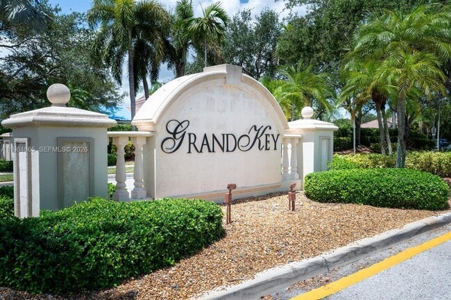 Photo - 18860 SW 25th Ct Townhome