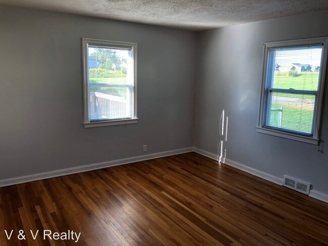 Foto del edificio - 3 br, 2 bath House - 5014 W Taft Rd