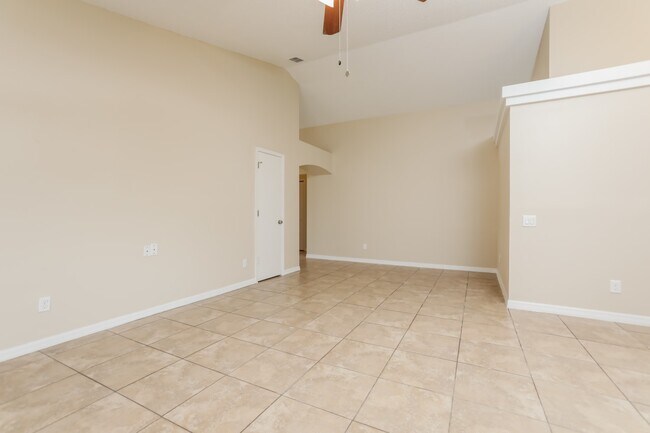 Building Photo - 1141 Sheeler Hills Dr