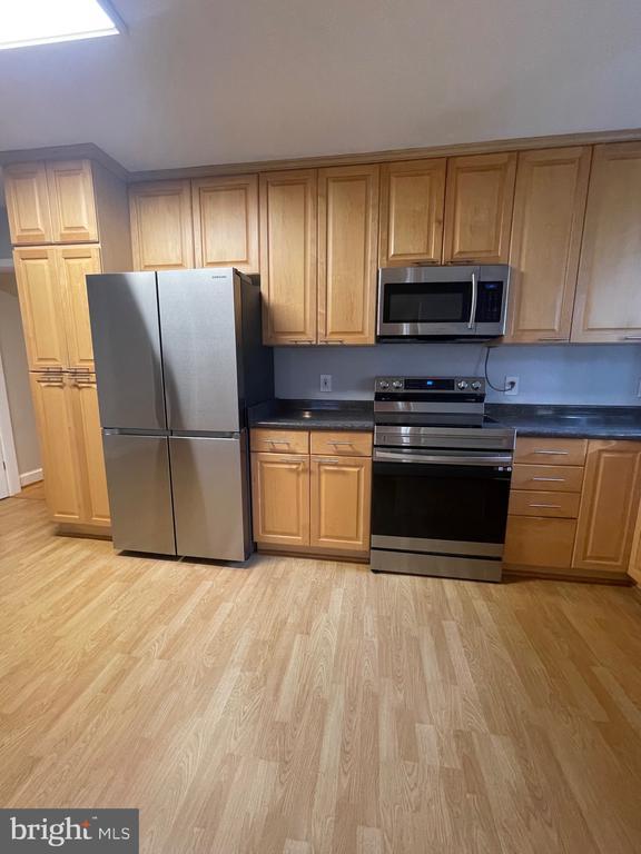 Foto del edificio - 5528 Warwick Pl