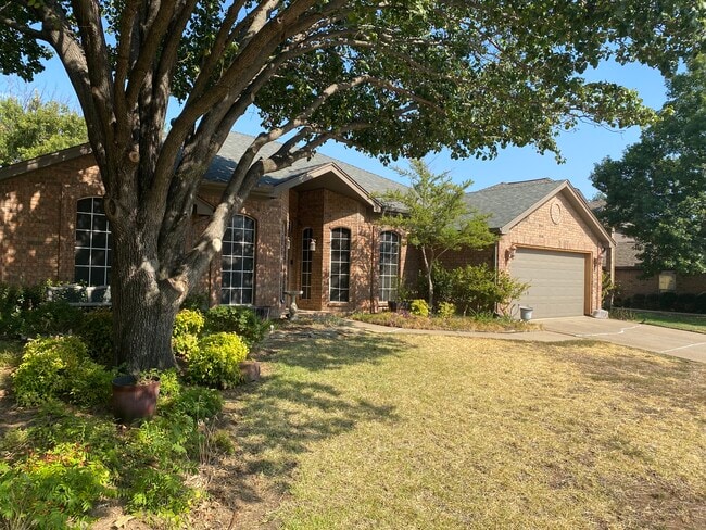 Photo - 723 Carmel Dr House