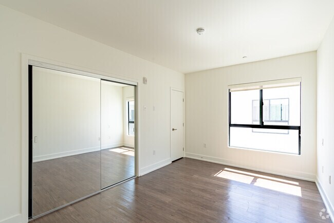 Interior Photo - Hayworth Hyde by Wiseman