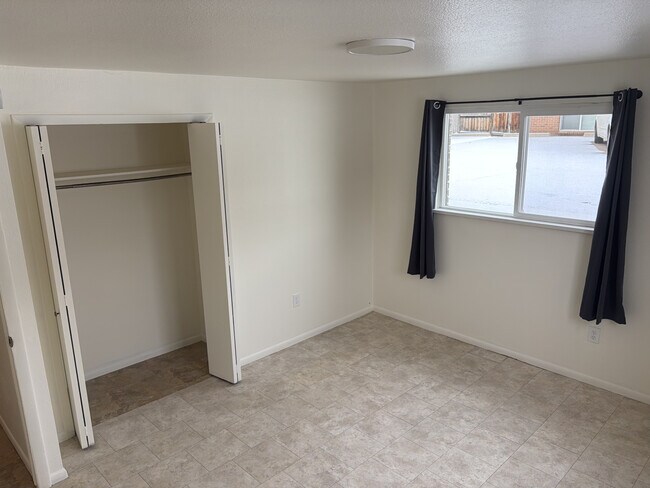 Foto del edificio - 4455 Independence St