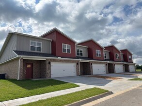 Building Photo - 1037 Seaborn Way