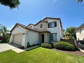 Building Photo - 1320 Roush Dr