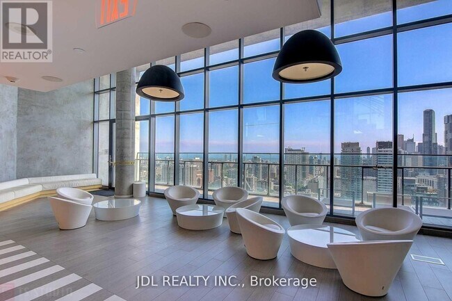 Building Photo - 45 Charles St E