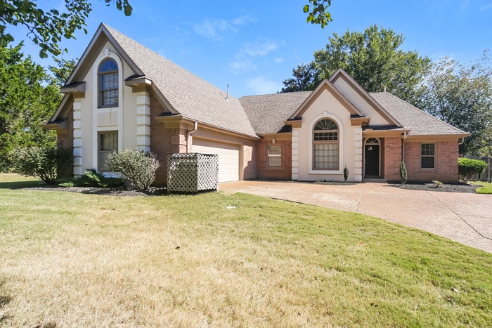 Foto principal - 554 N Sanga Rd