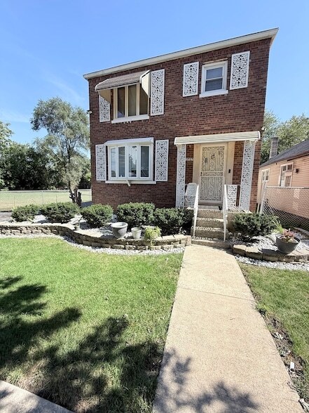 Building Photo - 13727 S Homan Ave