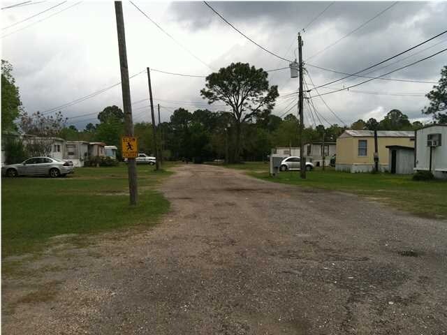 Building Photo - Corner Lot - Mobile Park