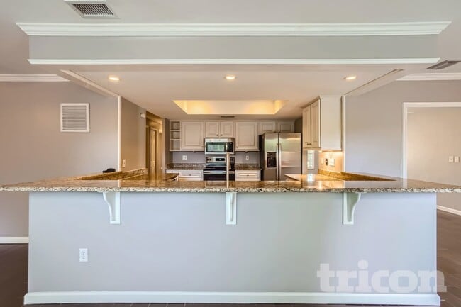 Building Photo - 2641 Gleneagles Dr