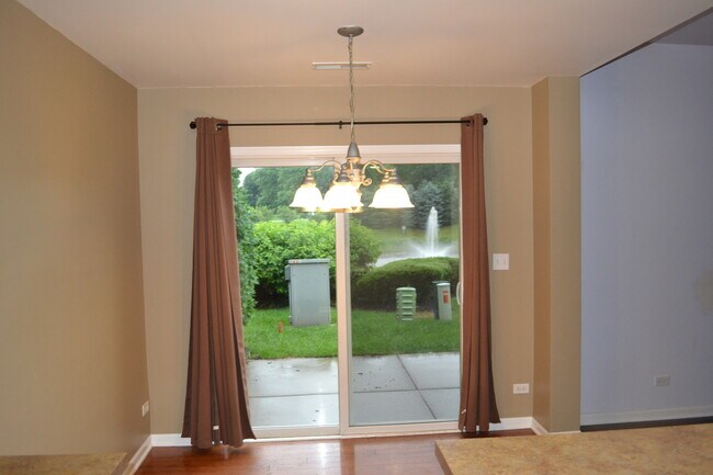 Foto del edificio - 406 Valentine Way
