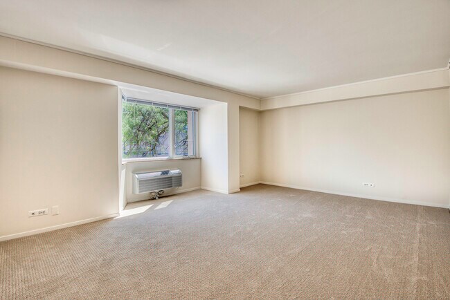 Foto del edificio - 1020 Grove St