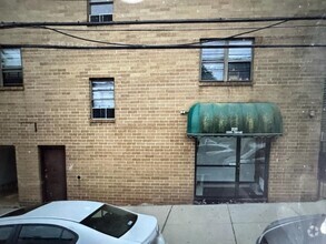 Building Photo - 231 69th St