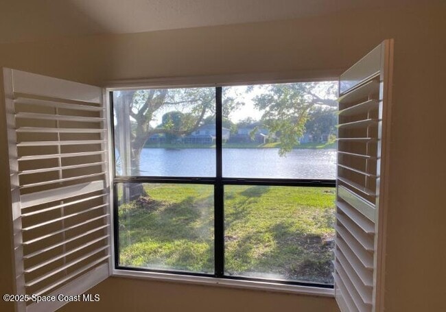 Building Photo - 6946 Hammock Lakes Dr
